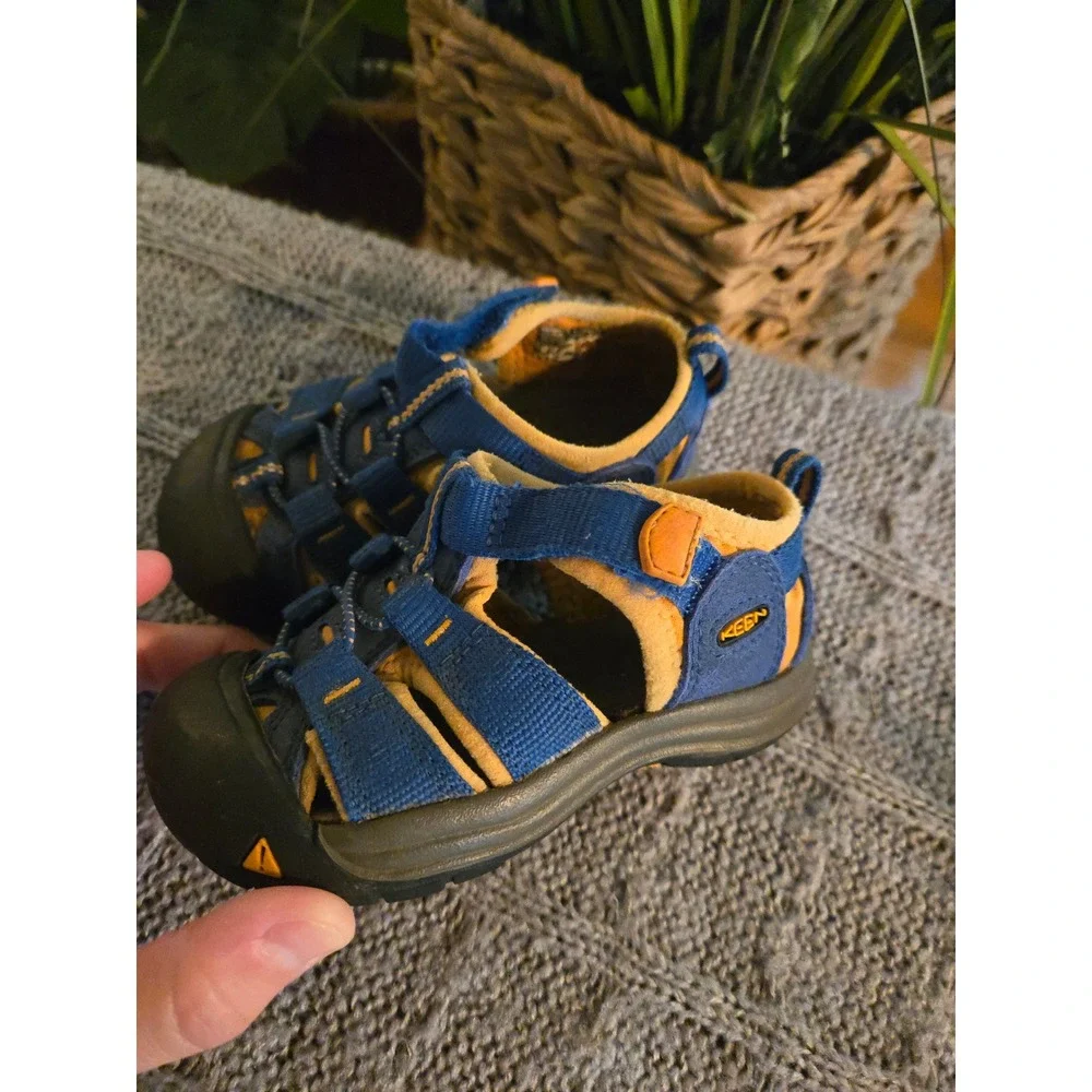 KEEN Newport H2 Kids Blue Orange Water Sandals Size 7 Toddler